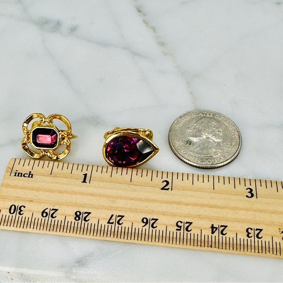 Vintage Avon Clip On Earrings Purple Glass Gem Gold Tone 2 Pair Tear Drop Scroll - Picture 9 of 9